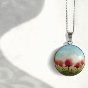 Poppy flower necklace, Poppy picture pendant with silver chain, Small flower pendant, Hand-painted necklace poppy meadow, Handmade jewellery