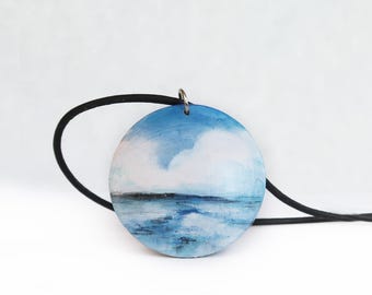 Großer Holzanhänger – Meeresbild, Handbemalt, Originalbild, Handgemachter Schmuck, Lederbandkette