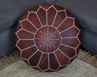 Authentischer marokkanischer Bodensitzplatz, dekorativer Fußhocker, Boho Wohndekor, ungepolstert.