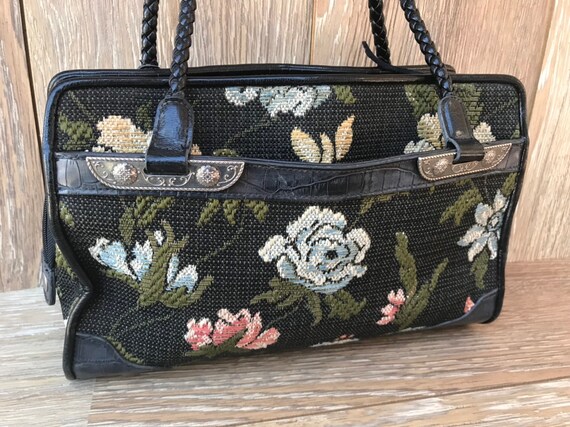 bueno brand purses