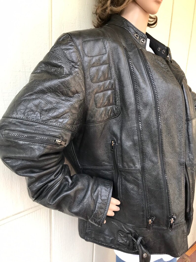 Rugged Thick Chunky Moto Riding Coat with Bel Mens Size Medium 80s Black Distressed Padded Leather Biker Jacket