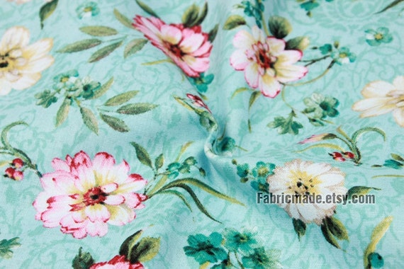 Shabby Chic Flowers on Green 100/% Cotton Fabric Price per 1//2 metre