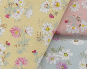 Flower Cotton Fabric Bundle, A Fat Quarter Fabric Bundle, Shabby Chic Daisy Floral Fabric Bundle- 3 colros Each 20"X31" /50cm x 80cm