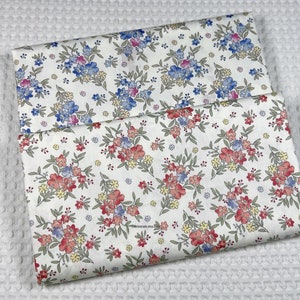Rot-blauer Blumenstoff Baumwolle Shabby Chic Blumen Baumwolle Sommermode – 1/2 Meter