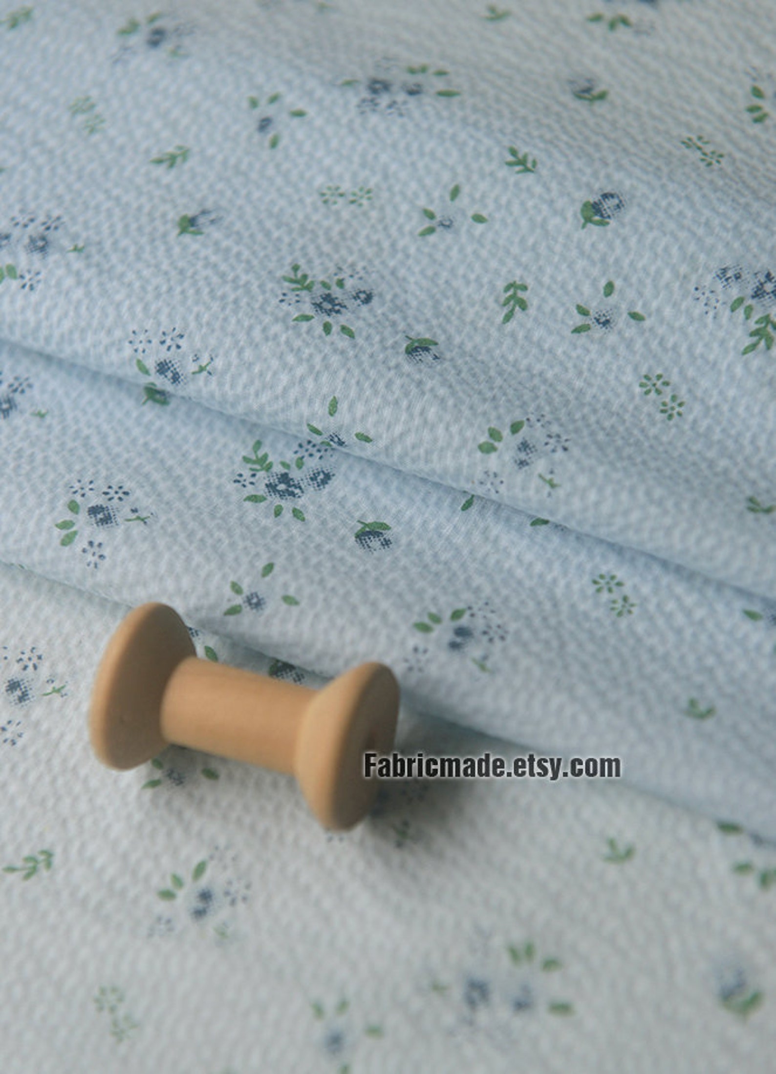 Floral Seersucker Tie Bubble