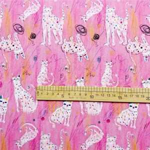 20s Spots Abstract Cats Print Pink Cotton Fabric for Hats, Kiss Clasp Bags, Book Covers & Pouches- 1/2 yard image 9