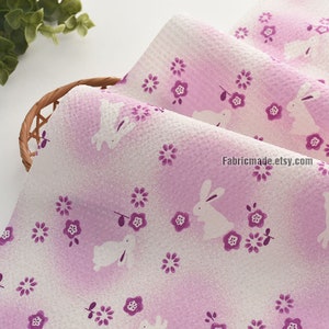 Tissu en coton à bulles floral rose Sakura lapin pourpre pour l'été - 1/2 yard