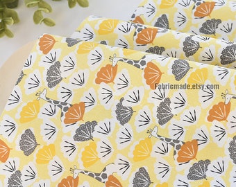 Tissu de coton floral gris jaune girafe mignon - 1/2 yard