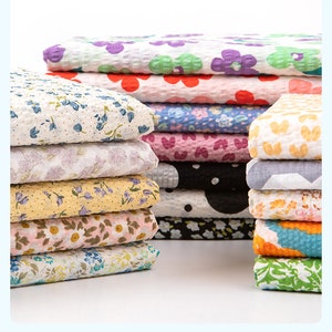 Floral Seersucker Bubble Cotton Fabric For Summer - 1/2 Yard