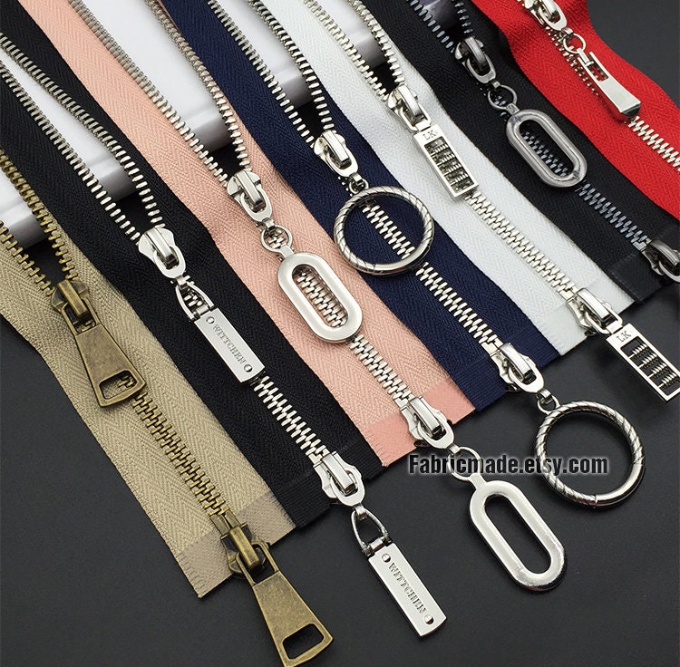 Moncler Zipper Pull