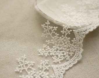 AHANDMAKER Embroidered Lace False Collar - White Lace-Up Detachable Neckline Trim - View #3