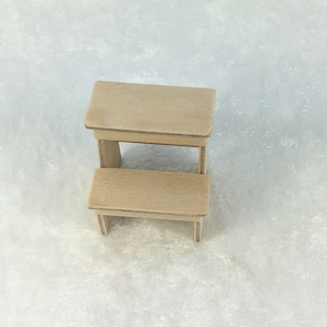 Tritthocker 1:12 Miniatur