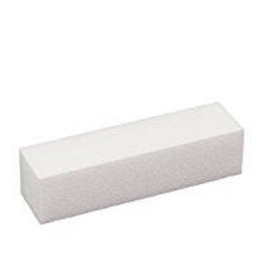 Könnte beinhalten: Weißer Nagelpufferblock zum Formen und Glätten von Nägeln.
