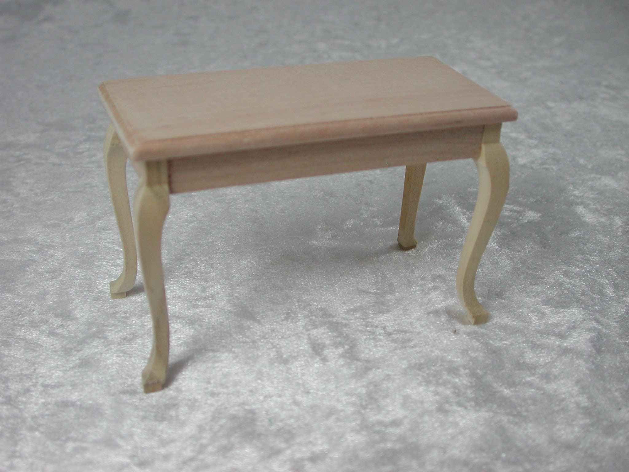Side Table For The Dollhouse The Dollhouse Dollhouse Miniatures Cribs Miniatures Model Making