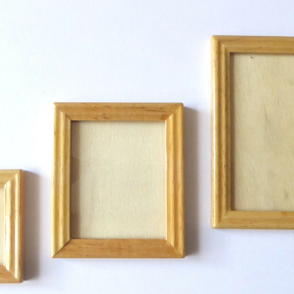 Change picture frame in a wooden frame, exact dimensions in the description