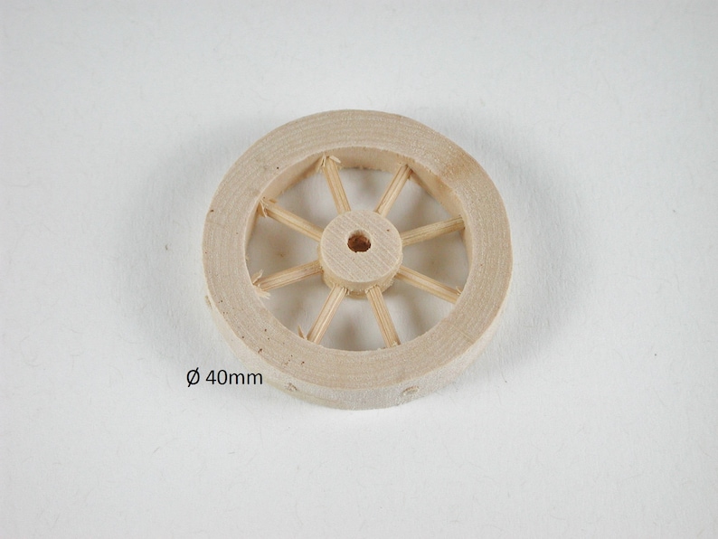 miniature Wooden wheel for the tricycle the car dollhouse miniatures the car the carriage for the scooter cribs