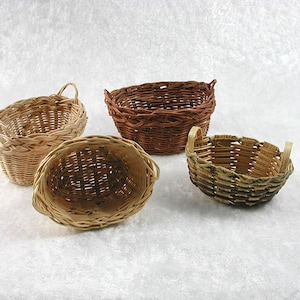Waschkörbe, Waschkorb braun oval 8 cm, Waschkorb hell oval 8 cm,Waschkorb braun oval 6 cm,Waschkorb hell oval 5 cm ,Deko für Haus und Garten