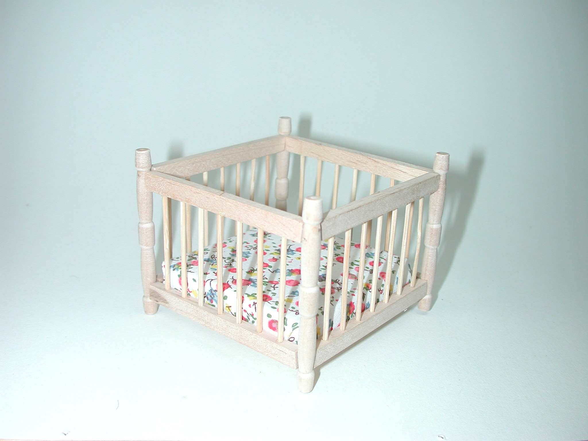 Playpen For The Dollhouse The Dollhouse Dollhouse Miniatures