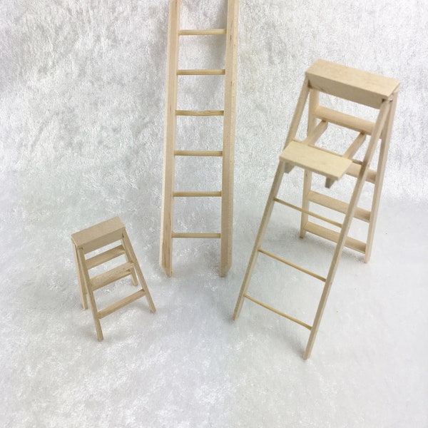 Small ladder, ladder with footboard, wooden ladder painter ladder, goat ladder for the dollhouse, the dollhouse, dollhouse miniatures, cribs