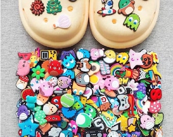 Mystery Pack met willekeurige schoenbedels | Schattige schoenbedels | Kawaii PVC Jibbitz-stijl bedels | Mix & Match-schoenaccessoires | Leuk cadeau| Set van 6 rand