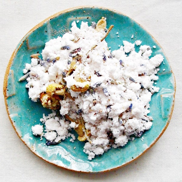 Relaxing Coconut Milk Bath Gift Set // blue green turquoise aqua herbal bath tea detox winter theteam