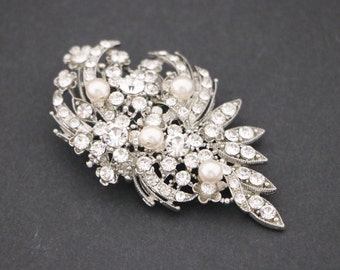 pearl and crystal brooch silver brooch pin bridal brooch pin wedding hair brooch wedding belt brooch Wedding brooch pin Bridal dress brooch