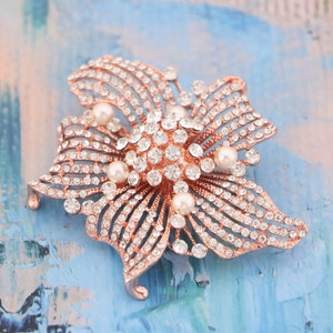 Wedding brooch pin Silver Pearl brooch pin Rhinestone brooch pin Wedding belt dress brooch Wedding hair brooch Bridal accessories brooch pin Brooch & Rose Gold