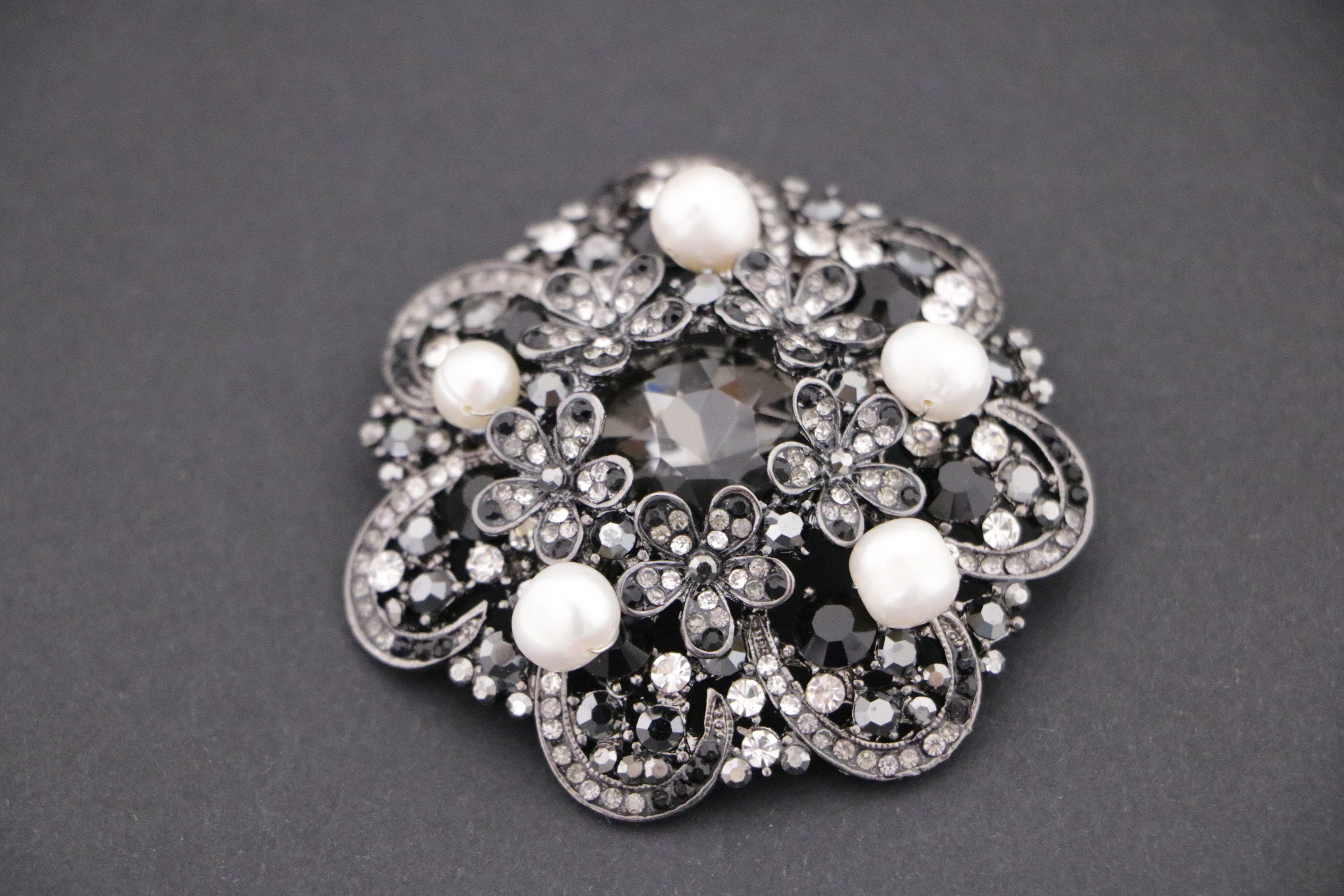 Black Rhinestone Brooch Large Black Brooch 2.5 inch Wedding Brooch Bridal Sash Brooch Cake Pillow Decor Crystal Black Brooches Women Prom