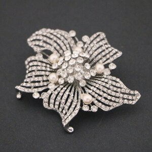 Wedding brooch pin Silver Pearl brooch pin Rhinestone brooch pin Wedding belt dress brooch Wedding hair brooch Bridal accessories brooch pin image 4