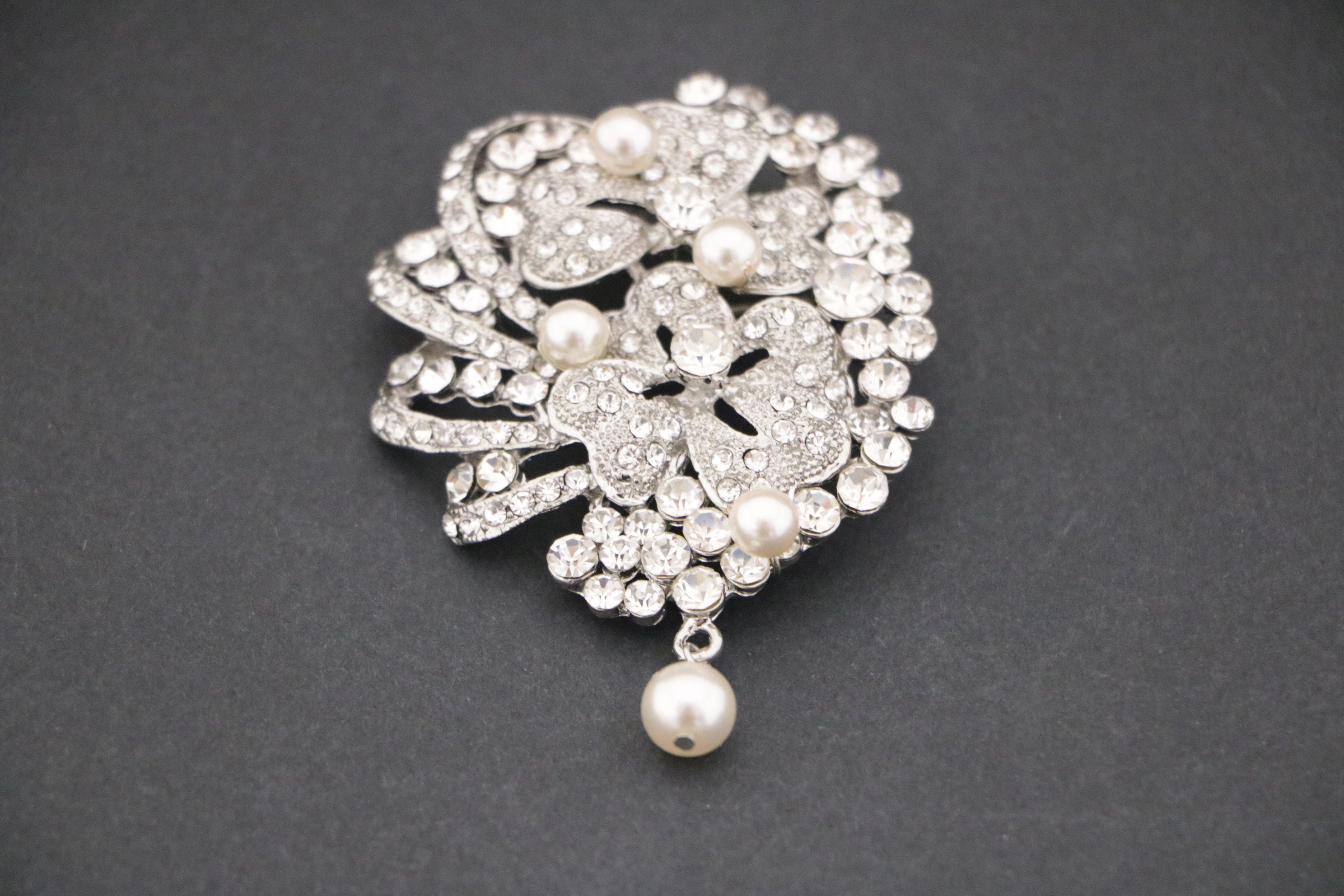 Broche en cristal robe de mariée broche avec cristaux de Etsy