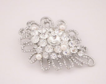 Wedding brooch pin Pearl and Crystal brooch pins Bridal dress brooch pin Wedding dress belts brooch pin Bridal brooch pins Pearl brooch pins