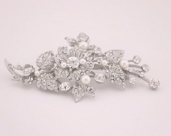 Wedding brooch pin,bridal accessories,wedding dress brooch,bridal brooch,wedding haircomb,pearl bridal comb,wedding comb,bouquet brooch