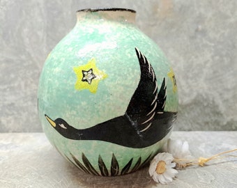 手作り陶器の馬花瓶：月と星、手描きの陶芸アート - Etsy 日本