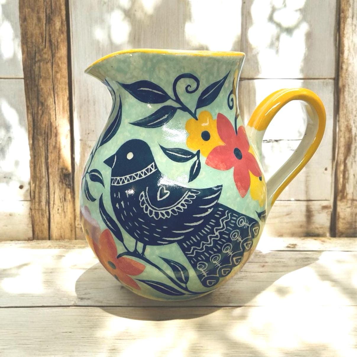 青色の花と鳥の装飾 陶器の鉢 Hand Painted 手作り民芸陶器の水差し：鳥と花のピッチャー - Etsy 日本