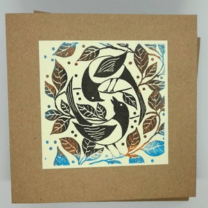 MAGPIES biglietto stampato a mano - 100% carta Kraft riciclata - biglietto originale Magpies stampato a blocchi - Two For Joy - fatto a mano in Galles - biglietto d'arte