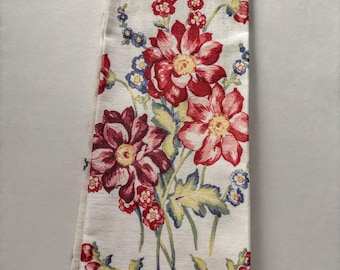 Vintage Floral Towel Kitchen Towel Farmhouse Spring Summer Decor Garden Linens