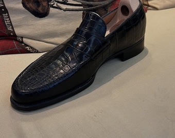Zwarte herenloafers van krokodillenleer | Handgemaakte exotische geklede schoenen