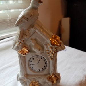 Wall pocket vintage Japan gold and white ceramic clock with birds