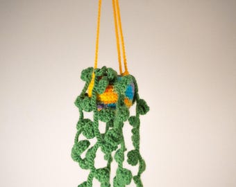 Crocheted Hanging Marble Pothos Plant