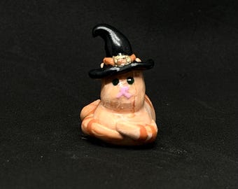 Künstlerisch gefertigte Halloween-Katzenfiguren: Handgefertigte, einzigartige Miniatur-Gruselkatzenskulpturen