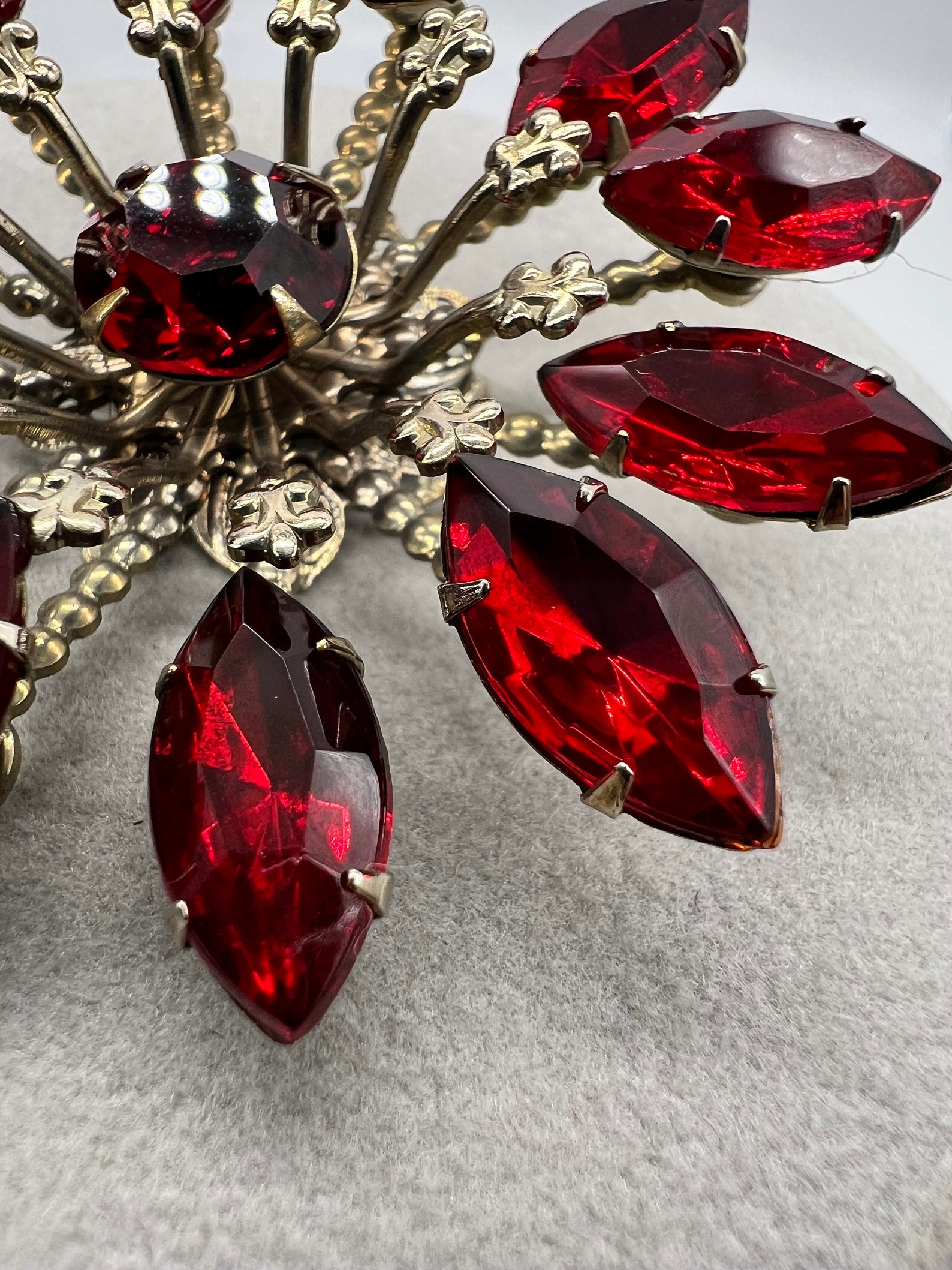 Vintage Red Ruby Pronged Rhinestone Floral Brooch - Etsy
