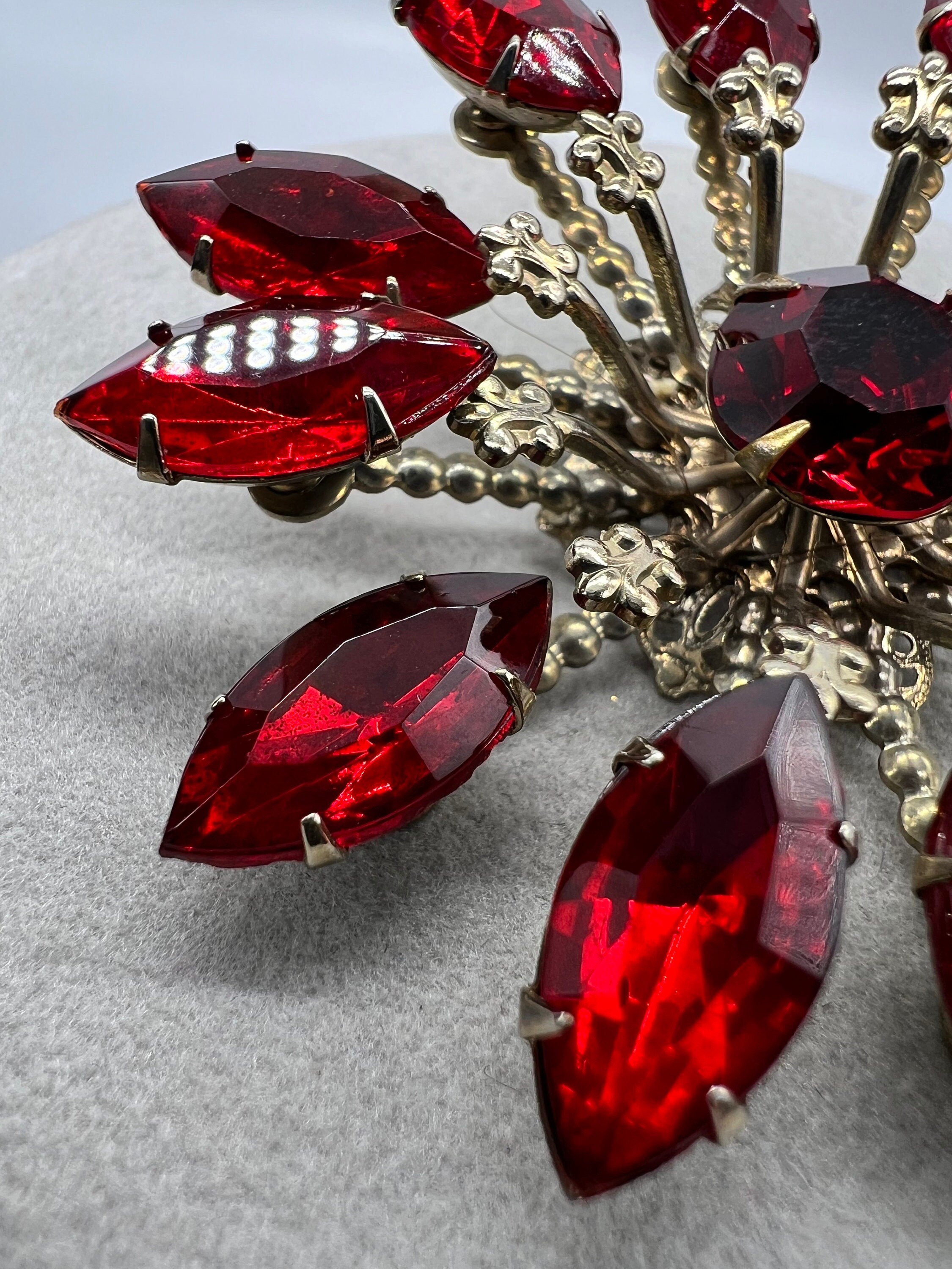 Vintage Red Ruby Pronged Rhinestone Floral Brooch - Etsy