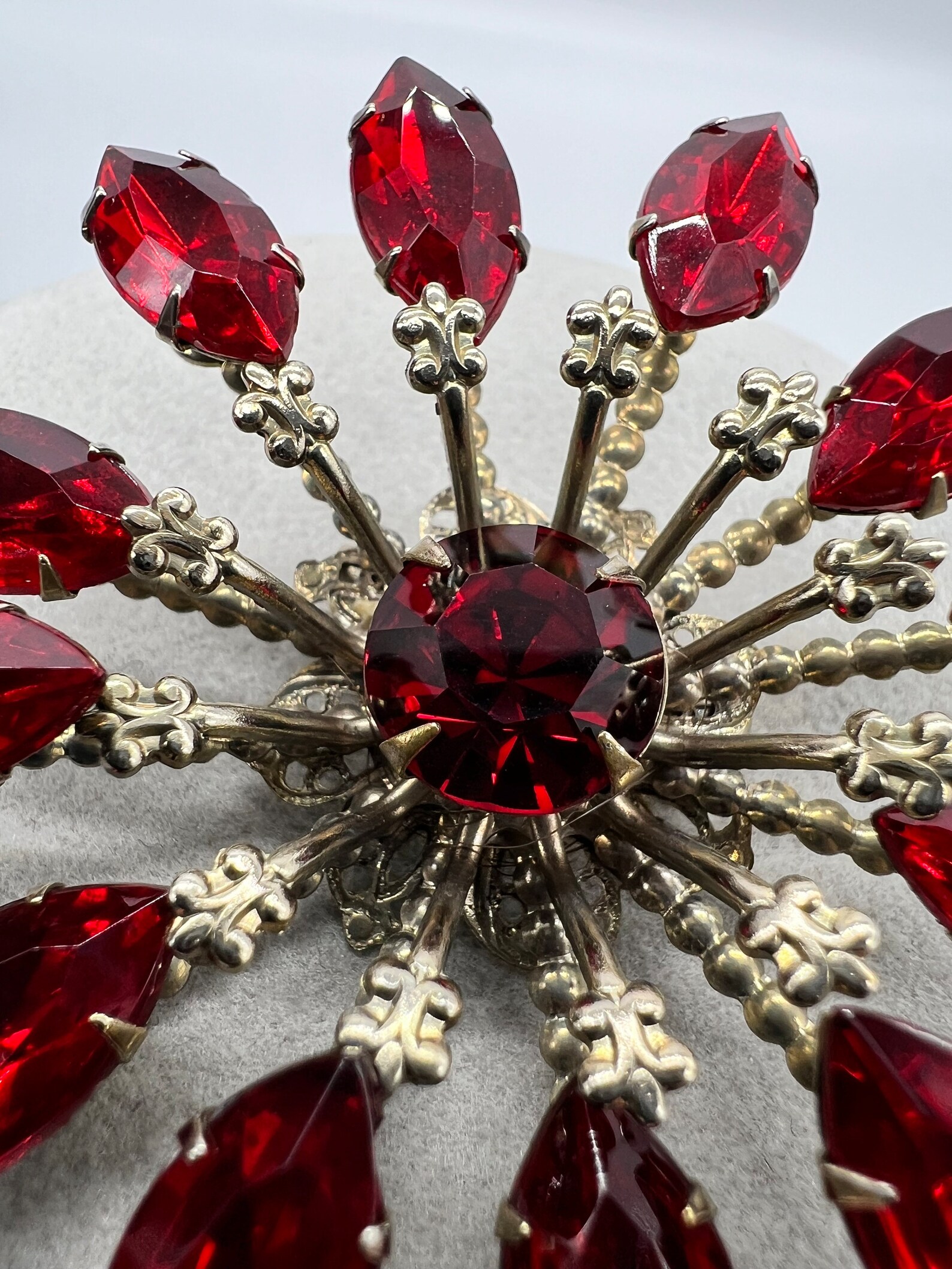 Vintage Red Ruby Pronged Rhinestone Floral Brooch - Etsy