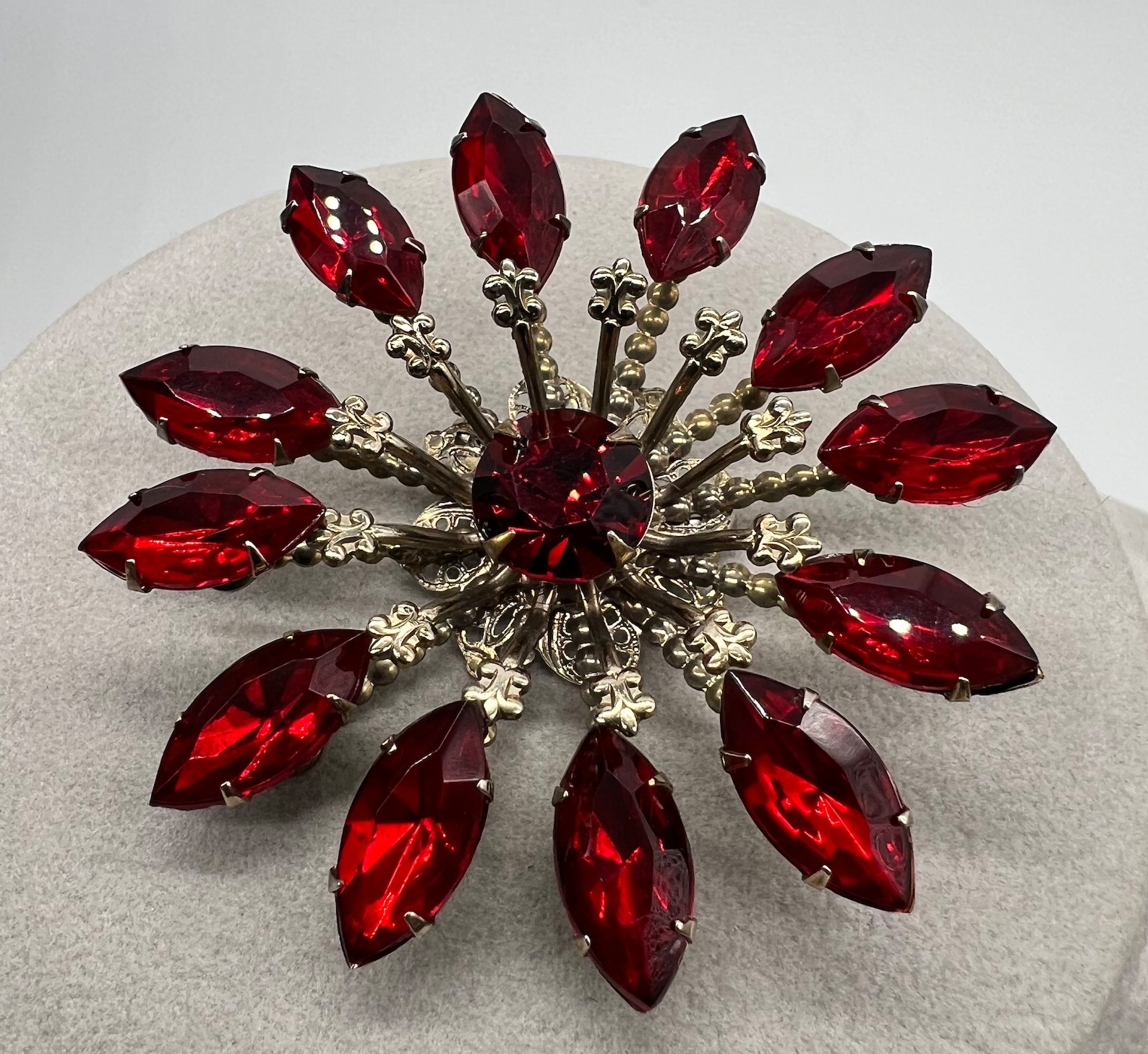Vintage Red Ruby Pronged Rhinestone Floral Brooch - Etsy