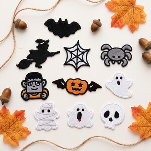 Halloween Embroidery Patch Set, 10Pcs Ghost Pumpkin Bat Spider Witch Self Adhesive Set, Cute Small Halloween Decor ooky Patch For Jacket Bag