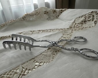 Pinze da pasticceria rococò decorate in argento con meccanismo a forbice, posate tedesche, 22 cm