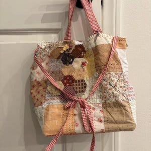 Handmade Quilted Patchwork Tote Bag | Floral Hexagon Cottagecore Shoulder Bag