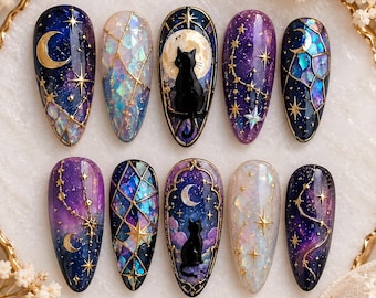 Faux ongles faits main effet vitrail au clair de lune, Ongles Chat Noir Lune, Ongles Galaxie Céleste, Ongles Fantaisie Nuit Étoilée Mystique 01