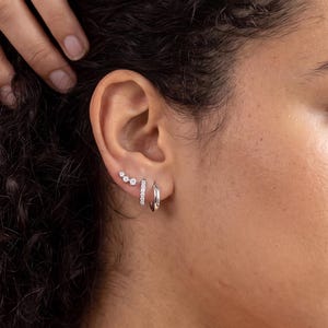 18K guldfyllda 3-delade örhängesset, CZ Huggie Hoop-örhängen, Eleganta stiftörhängen, Minimalistiska Stack-örhängen, Vardagssmycken, Gåva