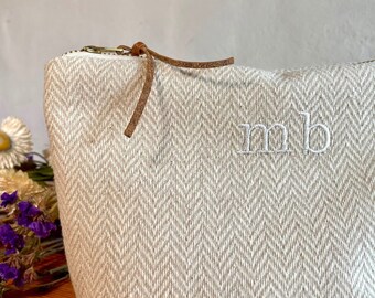 Bridesmaid gift, personalized gift, monogram bag, initials gift, canvas makeup bag, friend gift, bridal party gift, Gift for her natural bag